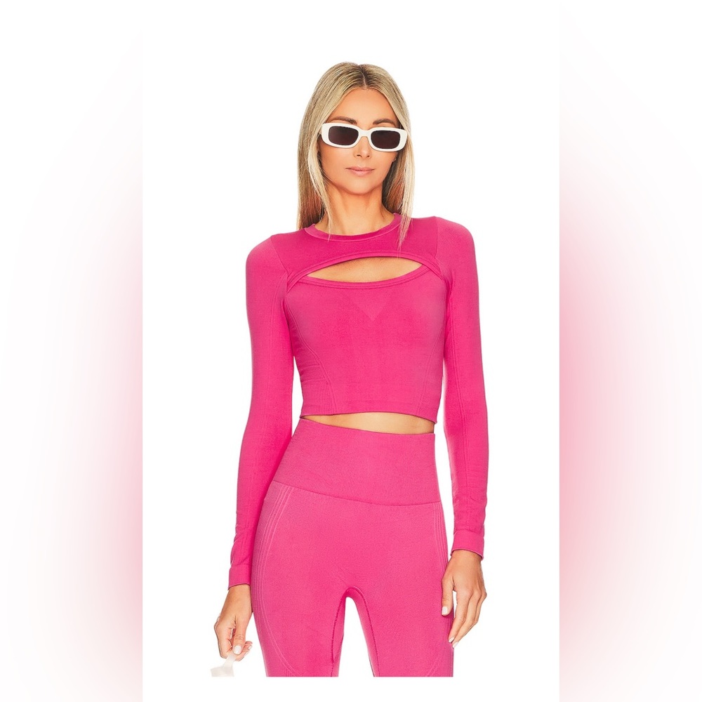STILL AVAILABLE- ALALA Slash Seamless long sleeve size small (NEVER WORN!!!)